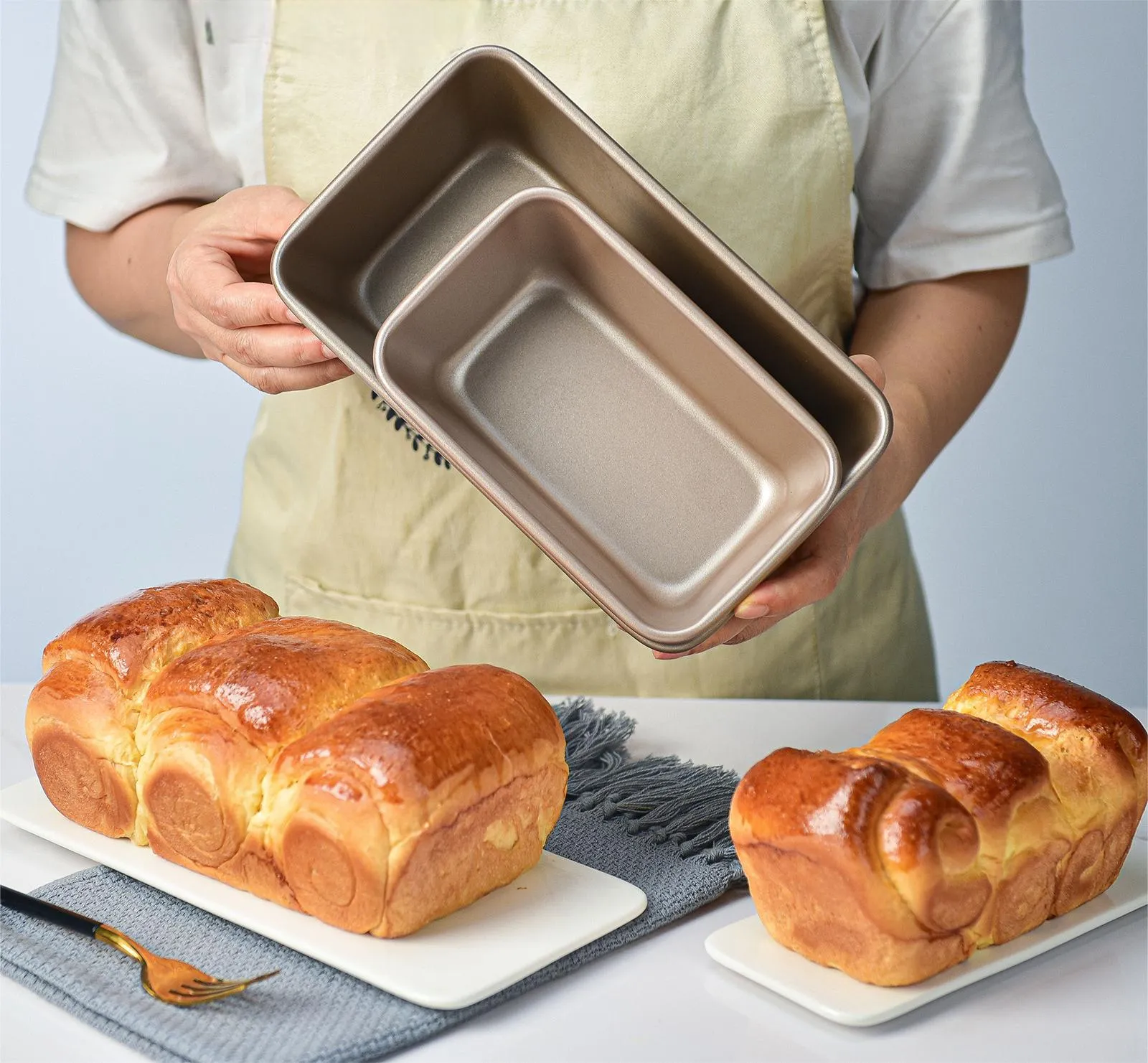 Non-Stick Silicone Loaf Pan - Easy Release Bread Baking Pan For Home Kitchen