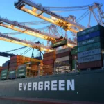La tarifa de envío de carga marítima