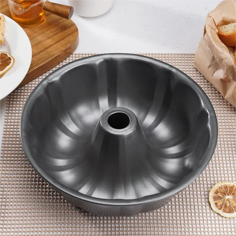 nonstick 10 inch fluted bundt cake pan